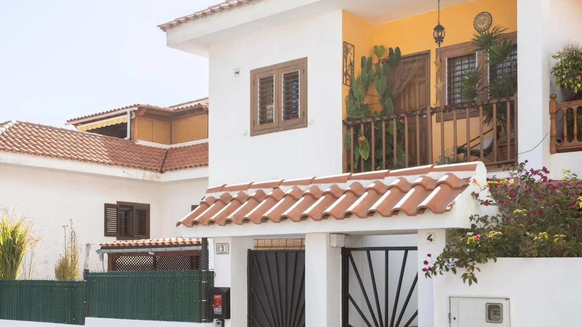Live Caletillas Urb Los Corales Santa Cruz de Tenerife